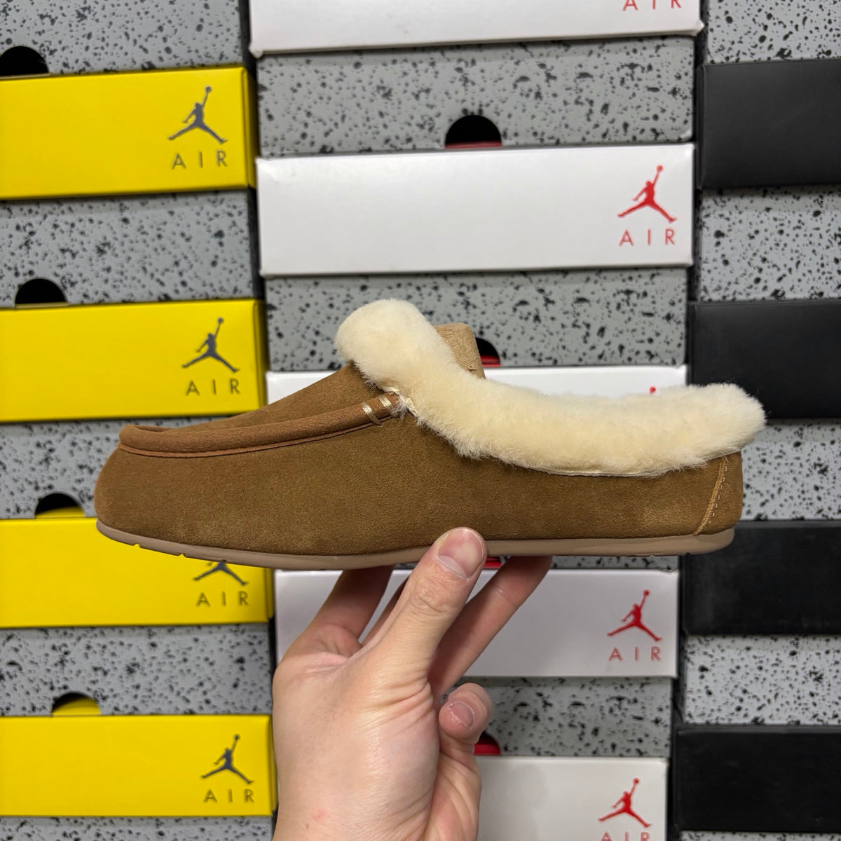 UGG Ansley Slippers W1171391 – Chestnut | Women's Sizes 35–40